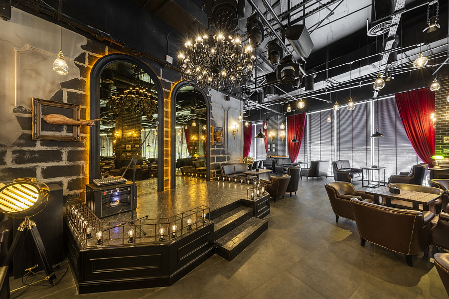 Основной зал